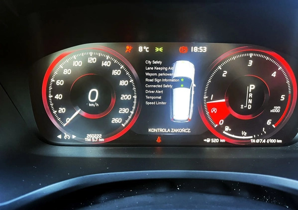 Volvo V60 Cross Country cena 94700 przebieg: 260000, rok produkcji 2019 z Wrocław małe 106
